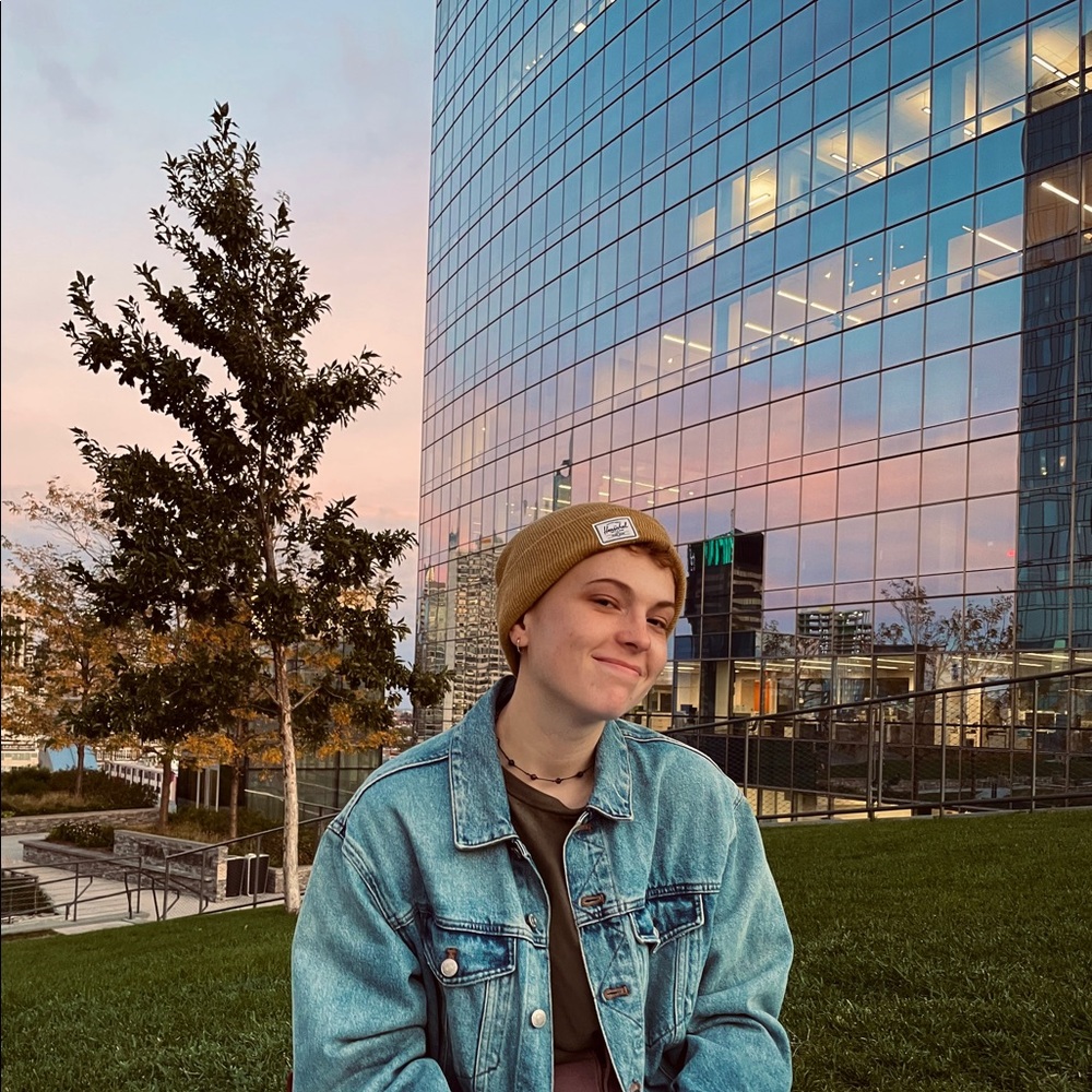 Meet your Posher, Eliotte